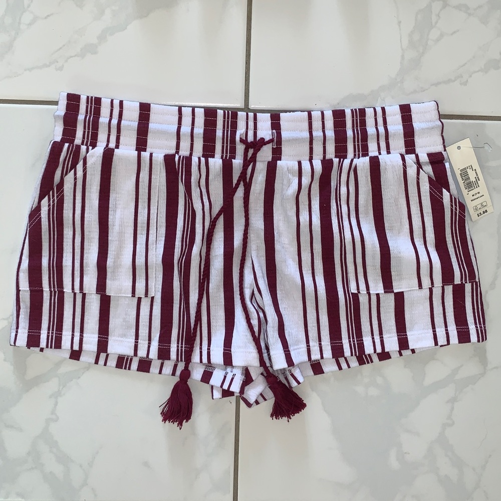 Walmart girls M (7-8) maroon/white stripe shorts